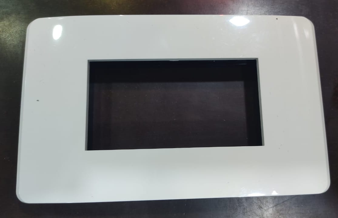 VINAY MOON WHITE 8 MODULE COVER PLATE