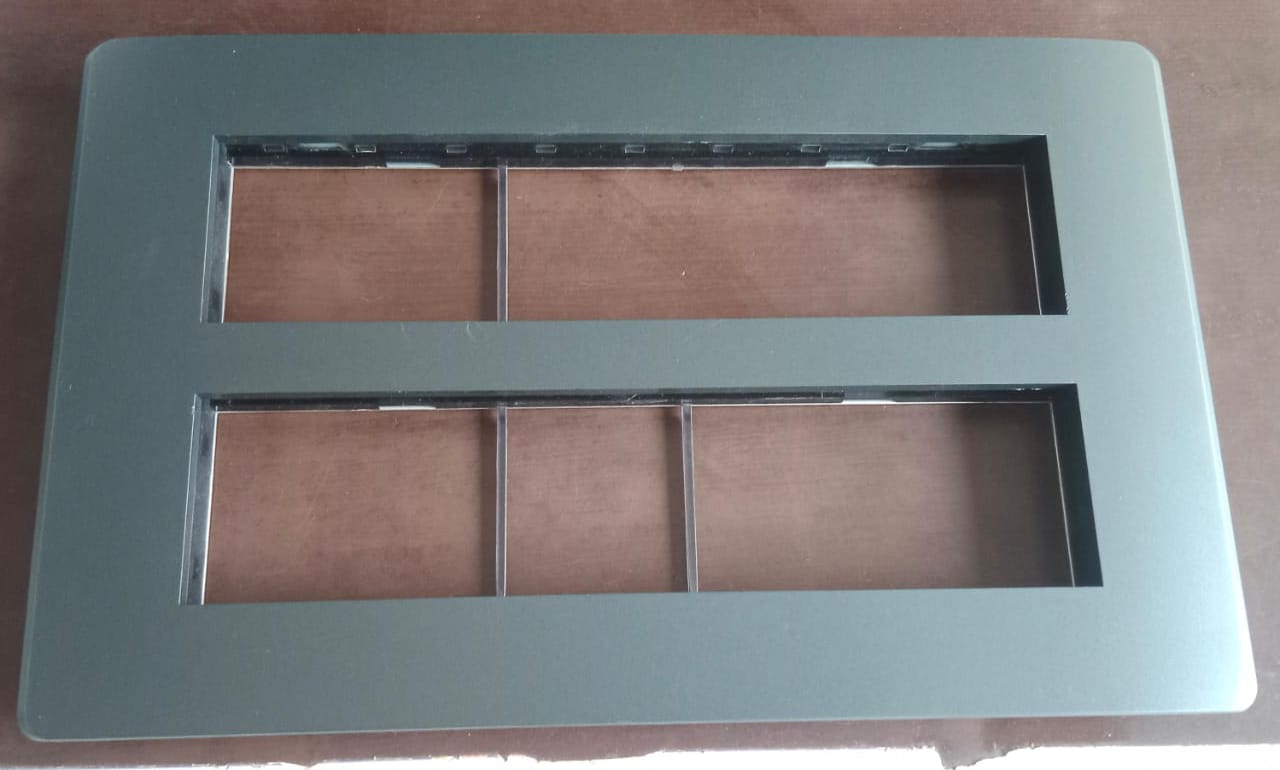 VINAY ARCTIC BLUE 8 MODULE COVER PLATE