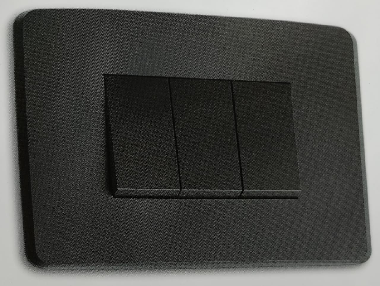 LEO L2 2M Jet Black Plate