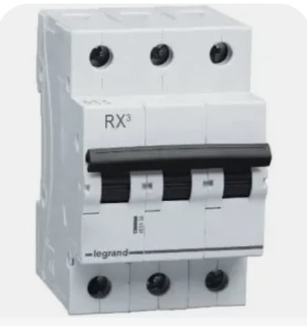 RX3 TRIPLE POLE MCB [25AMP]