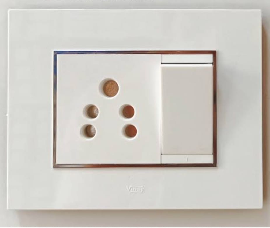 Vinay Adora XL 6A 2 Way Switch 1M