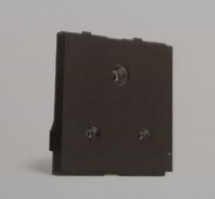 VINAY AURA 10 AMP SOCKET (BLACK)